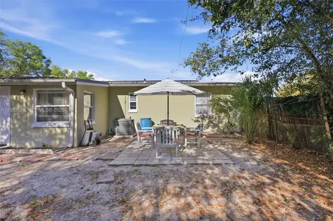 2489 Adams Avenue Deltona FL 32738