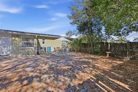2489 Adams Avenue Deltona FL 32738