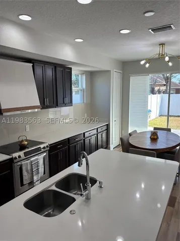 1001 La Mirada Kissimmee FL 34744