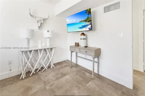 7525 Buccaneer Avenue North Bay Village FL 33141