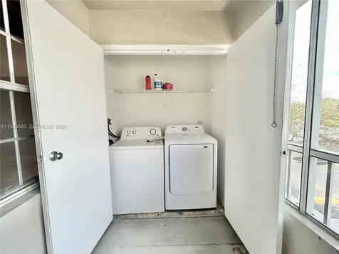 2811 N Oakland Forest Drive Oakland Park FL 33309