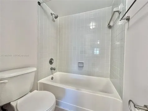 2811 N Oakland Forest Drive Oakland Park FL 33309