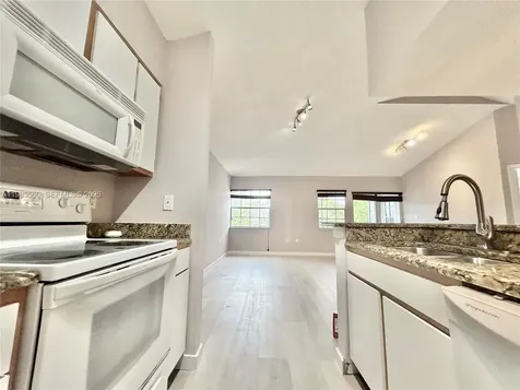 2811 N Oakland Forest Drive Oakland Park FL 33309