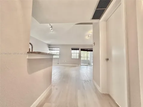 2811 N Oakland Forest Drive Oakland Park FL 33309