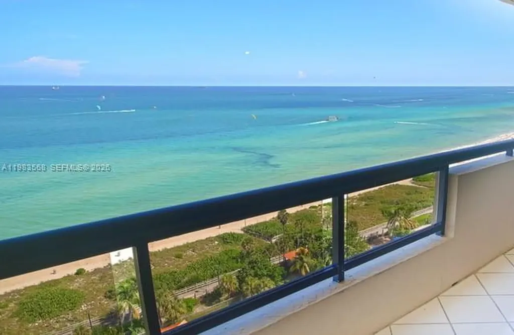 2555 Collins Avenue Miami Beach FL 33140