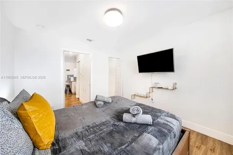 237 38th Street Miami Beach FL 33140