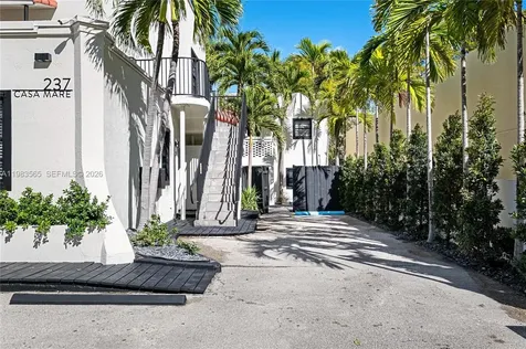 237 38th Street Miami Beach FL 33140