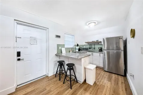 237 38th Street Miami Beach FL 33140