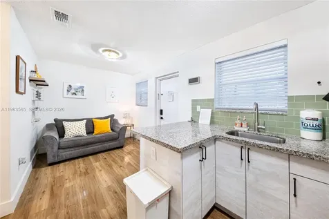 237 38th Street Miami Beach FL 33140