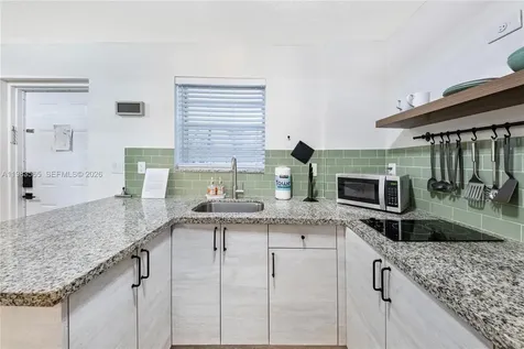237 38th Street Miami Beach FL 33140