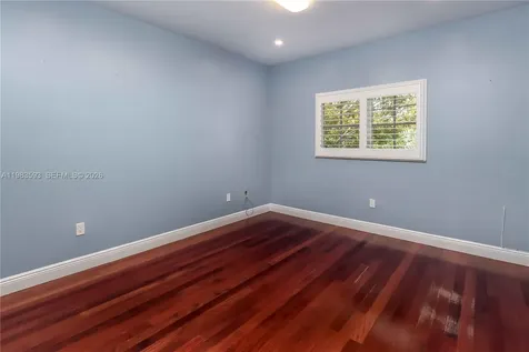 11064 SW 79th Path Miami FL 33156