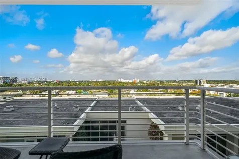 Miami FL 33137