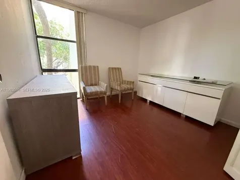 16909 N Bay Road Sunny Isles Beach FL 33160