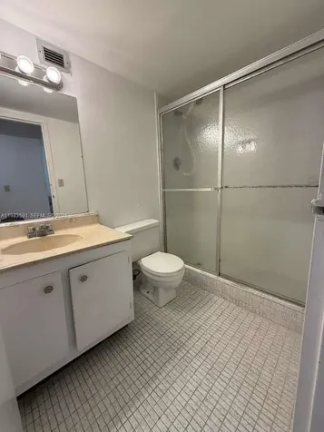 16909 N Bay Road Sunny Isles Beach FL 33160