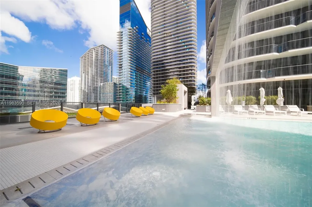45 SW 9th Street Miami FL 33130