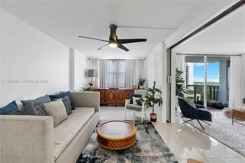 6039 Collins Avenue Miami Beach FL 33140