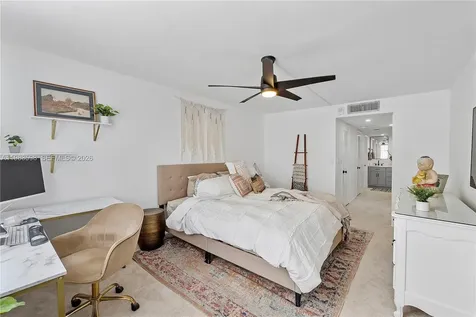 6039 Collins Avenue Miami Beach FL 33140