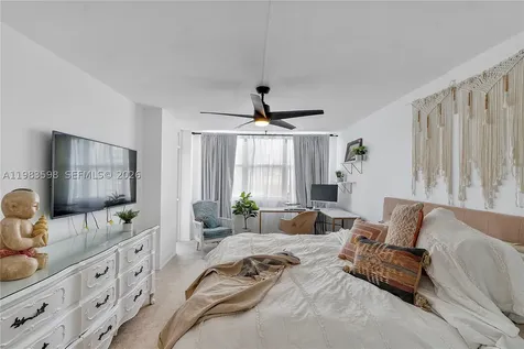 6039 Collins Avenue Miami Beach FL 33140