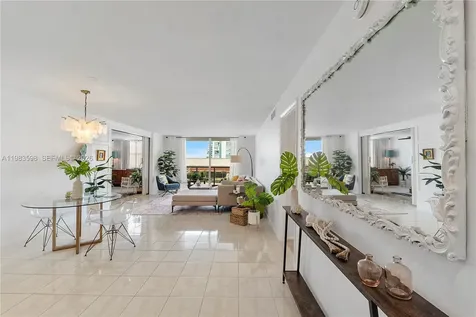 6039 Collins Avenue Miami Beach FL 33140