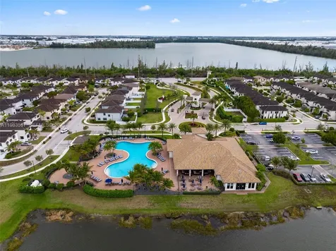 9380 W 33rd Lane Hialeah FL 33018
