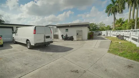 1720 NW 124th Terrace Miami FL 33167
