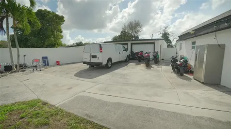 1720 NW 124th Terrace Miami FL 33167