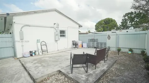 1720 NW 124th Terrace Miami FL 33167