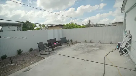 1720 NW 124th Terrace Miami FL 33167