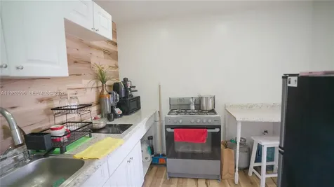 1720 NW 124th Terrace Miami FL 33167