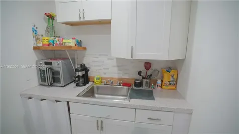 1720 NW 124th Terrace Miami FL 33167