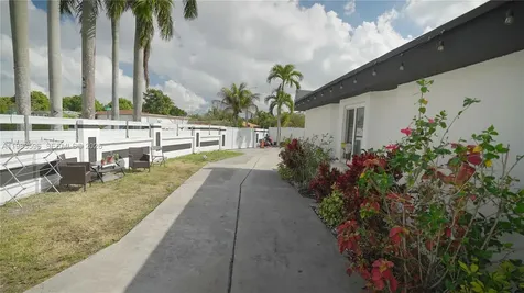1720 NW 124th Terrace Miami FL 33167