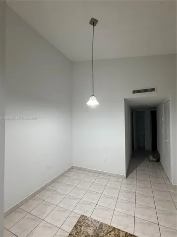 927 NE 199th Street Miami FL 33179