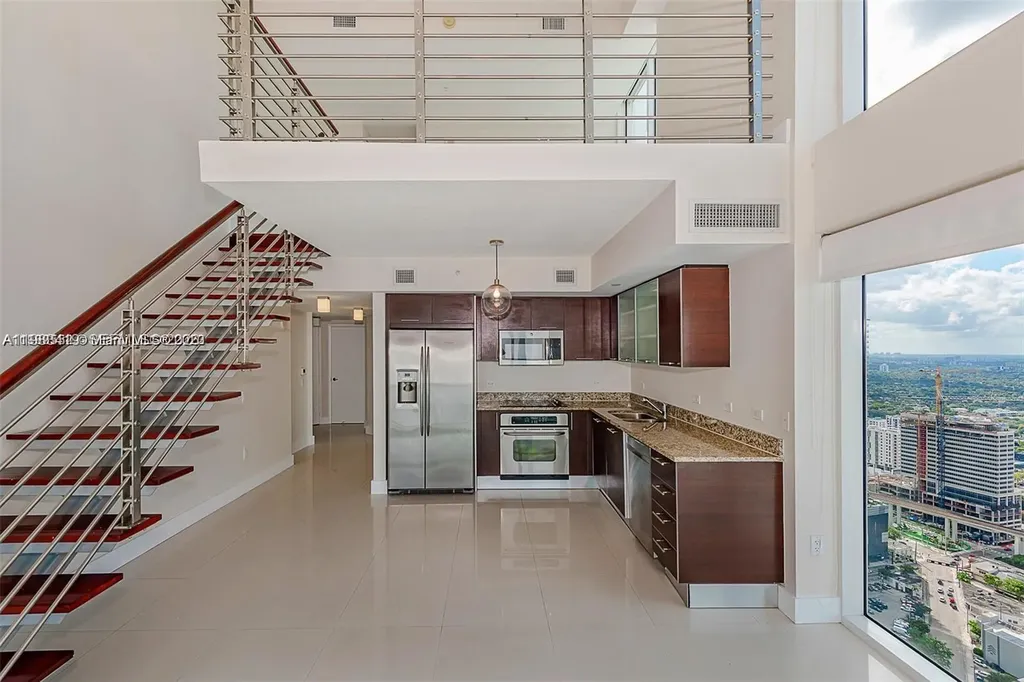 41 SE 5th Street Miami FL 33131