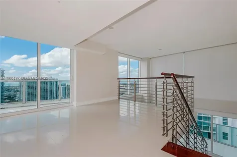 41 SE 5th Street Miami FL 33131