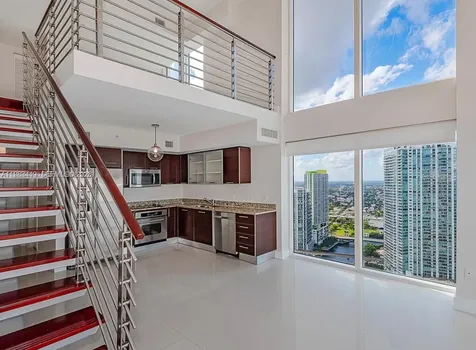 41 SE 5th Street Miami FL 33131