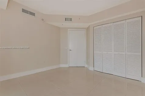 41 SE 5th Street Miami FL 33131