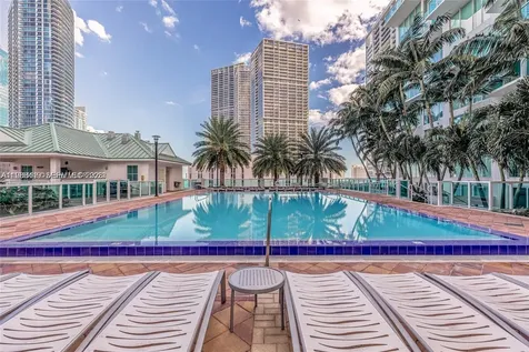 41 SE 5th Street Miami FL 33131