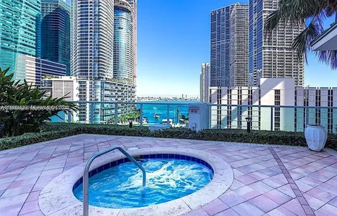41 SE 5th Street Miami FL 33131