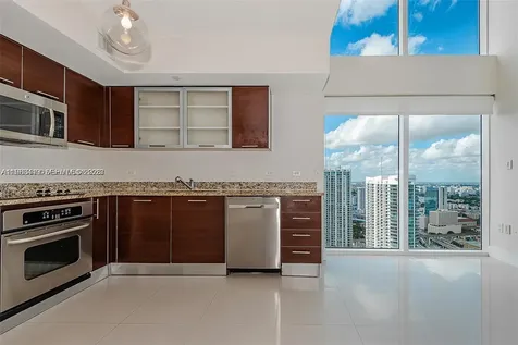 41 SE 5th Street Miami FL 33131