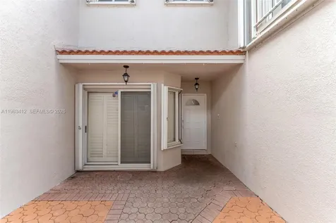 5208 NW 103rd Avenue Doral FL 33178