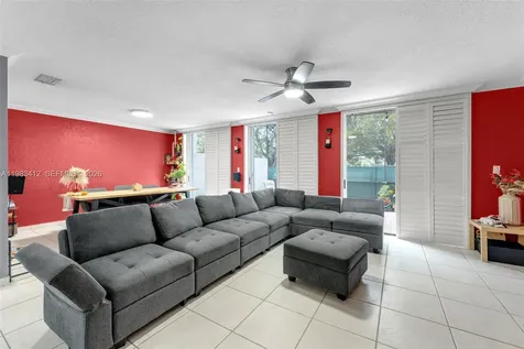 5208 NW 103rd Avenue Doral FL 33178
