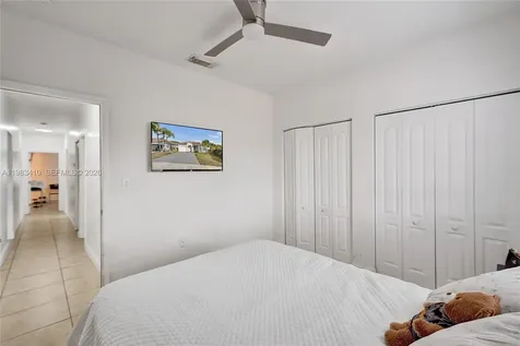 9141 SW 162nd Court Miami FL 33196
