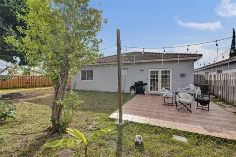 9141 SW 162nd Court Miami FL 33196