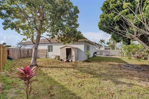 9141 SW 162nd Court Miami FL 33196
