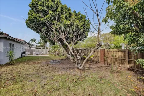 9141 SW 162nd Court Miami FL 33196
