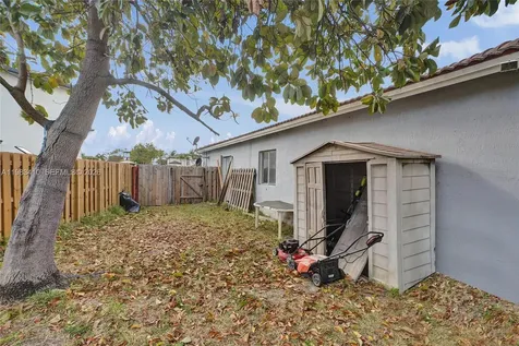 9141 SW 162nd Court Miami FL 33196