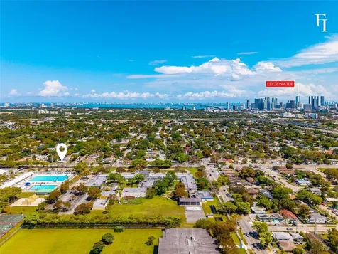1195 NW 48th Street Miami FL 33127