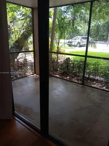 10161 W Sunrise Plantation FL 33322