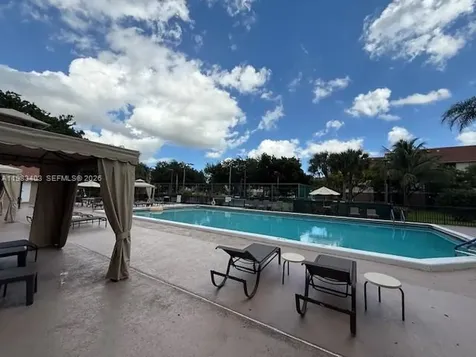 10161 W Sunrise Plantation FL 33322