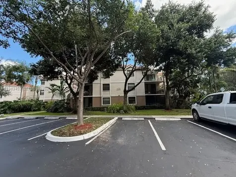 10161 W Sunrise Plantation FL 33322